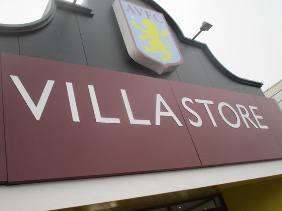 Villa Store/Peterjon Cresswell