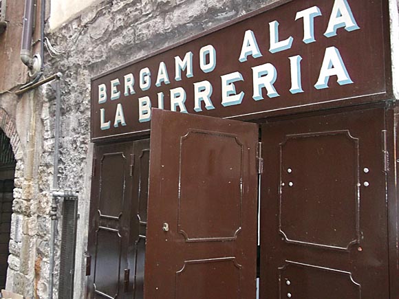 Birreria Bergamo Alta/Peterjon Cresswell