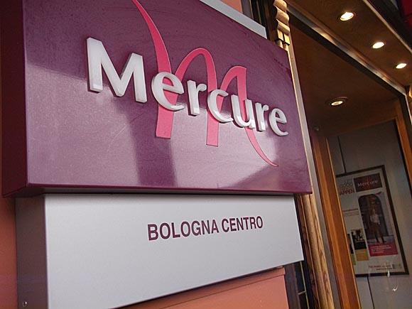 Mercure Bologna Centro/Peterjon Cresswell