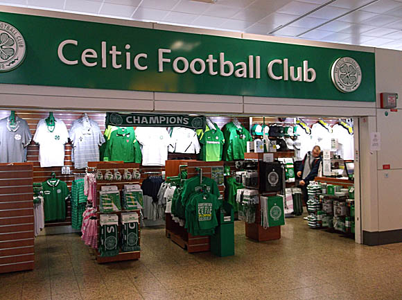 Celtic store, Glasgow Airport/Peterjon Cresswell