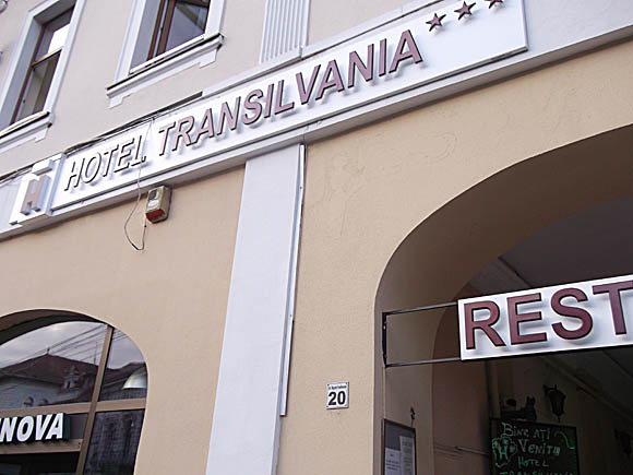 Hotel Transilvania/Peterjon Cresswell