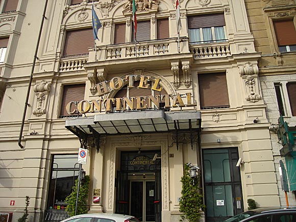 Hotel Continental/Peterjon Cresswell
