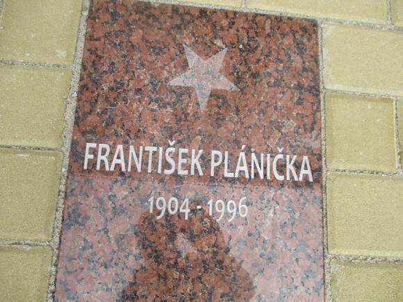 František Plánička plaque/Peterjon Cresswell