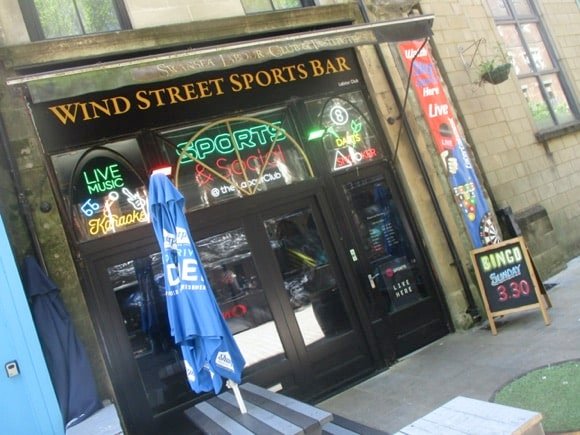 Wine Street Sports Bar/Peterjon Cresswell