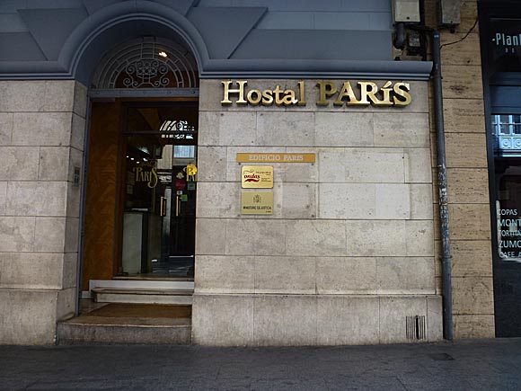 Hostal París/Harvey Holtom