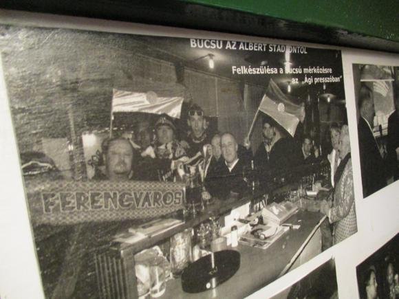 Ági Presszó/Peterjon Cresswell