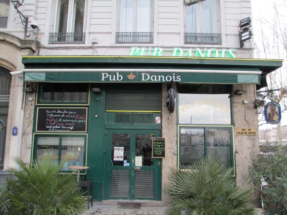 Pub Danois/Stephen Perrin