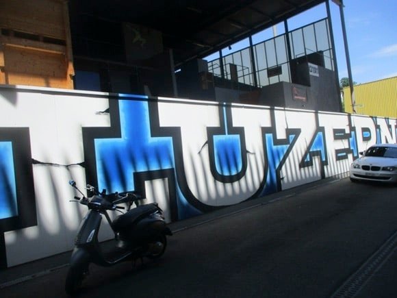 FC Luzern mural/Peterjon Cresswell