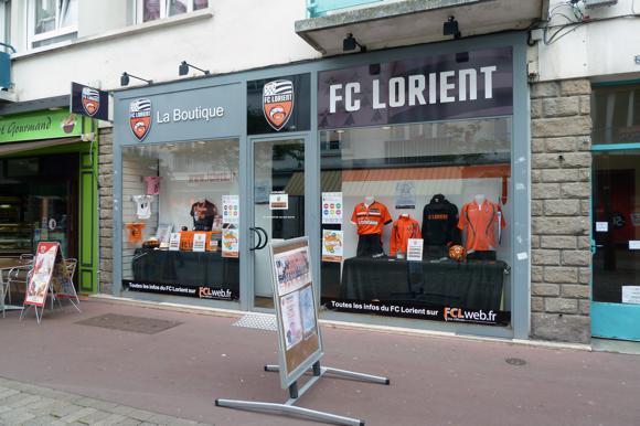 FC Lorient shop/Jean-Christophe Hémez