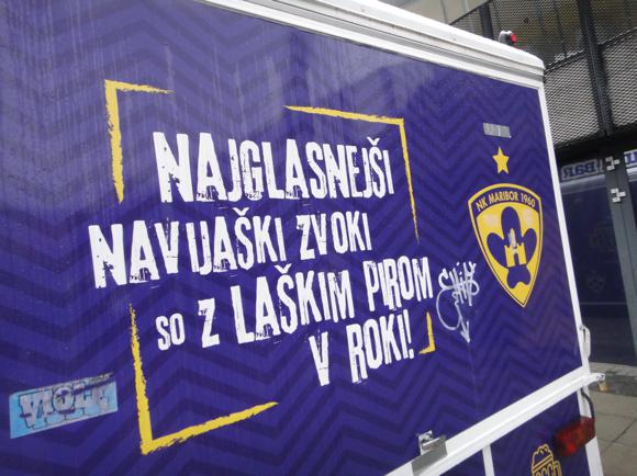 NK Maribor kiosk/Peterjon Cresswell