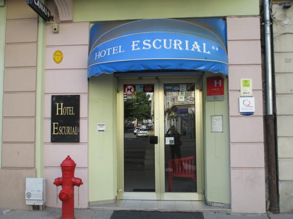 Hôtel Escurial/Rich Woodruff