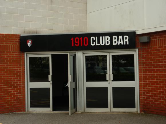 1910 Club Bar/Paul Martin
