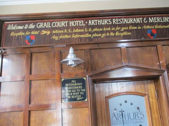 Grail Court Hotel/Peterjon Cresswell