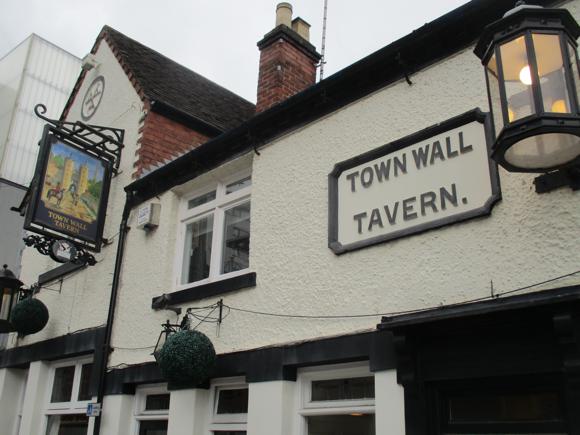 Town Wall Tavern/Peterjon Cresswell