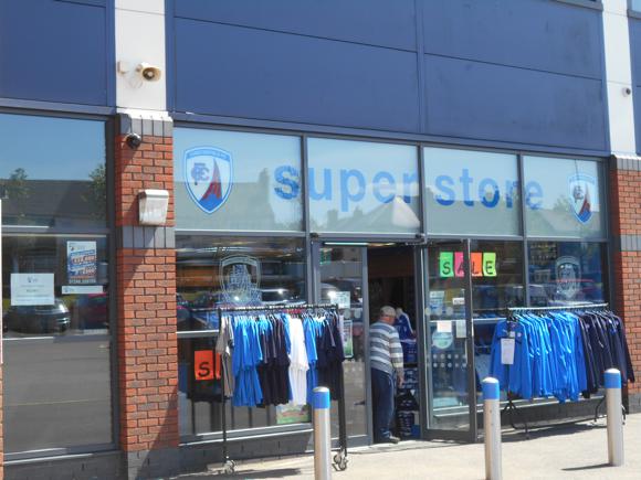Chesterfield FC Superstore/Paul Martin