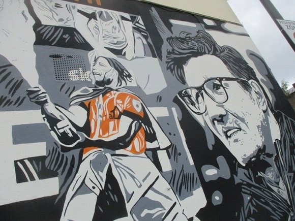 Welcome to Luton/Peterjon Cresswell