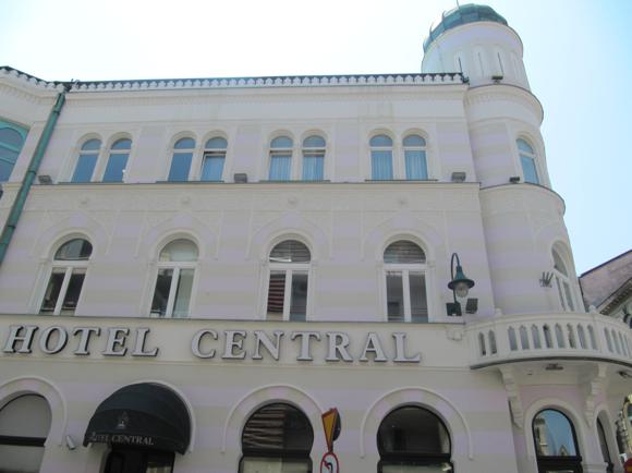 Hotel Central/Sabina Sirćo