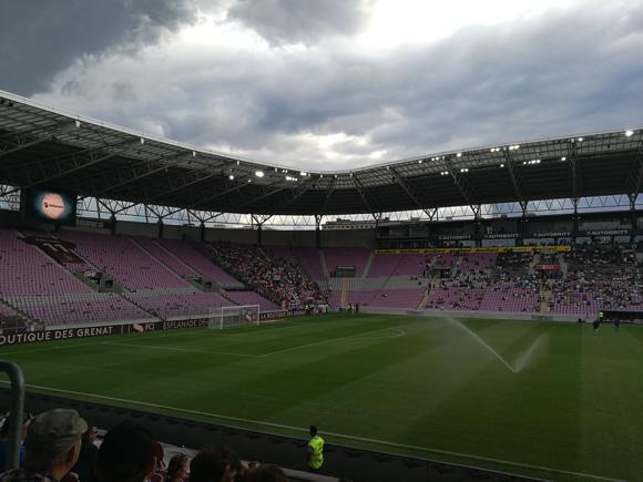 Stade de Genève/Sean Mowbray
