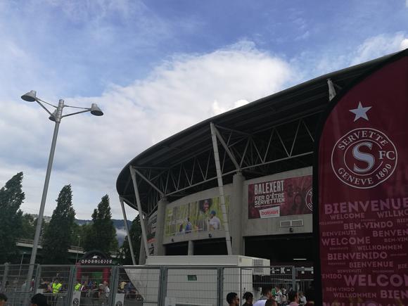 Stade de Genève/Sean Mowbray