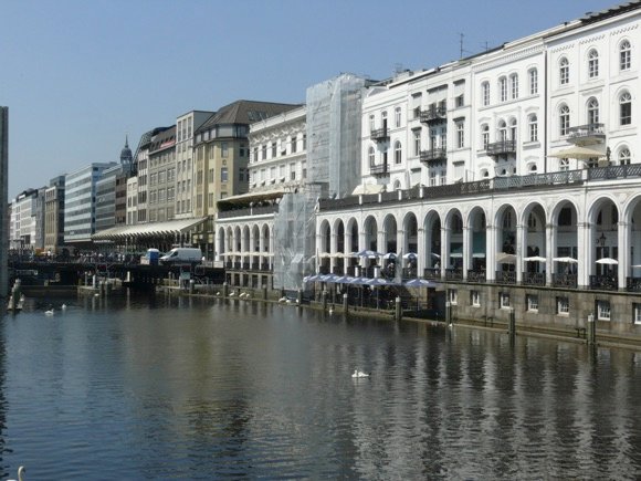 Welcome to Hamburg/Jim Wilkinson