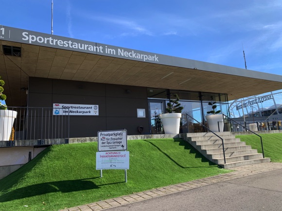 Sportrestaurant im Neckarpark/Alan Deamer