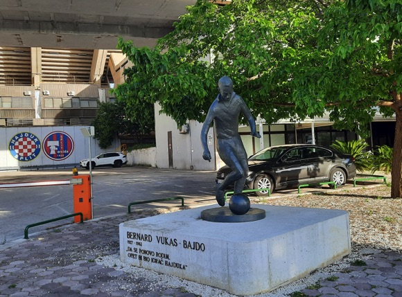 Statue of Bernard Vukas/Marcelo Rak