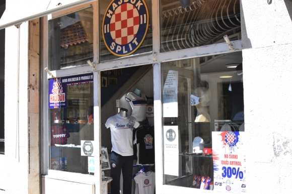 Moj Hajduk shop/Matt Walker