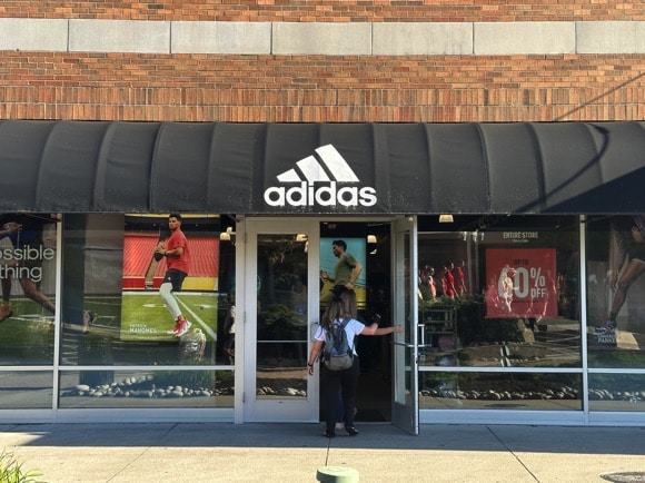 Sporting Kansas City store/Isaebelle Brosas