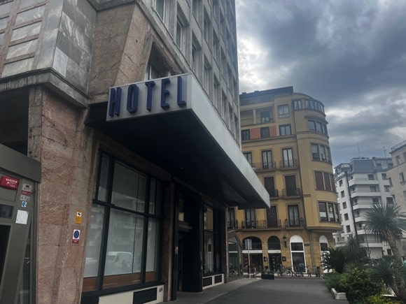 Hotel San Sebastián Orly/Joe Stubley