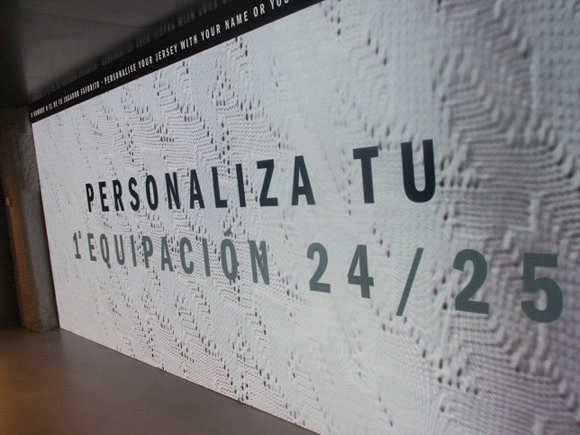 Real Madrid store/Peterjon Cresswell