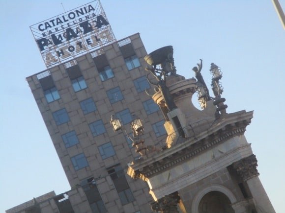 Hotel Catalonia Barcelona Plaza/Peterjon Cresswell