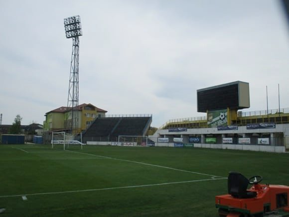 Mestský štadión/Peterjon Cresswell