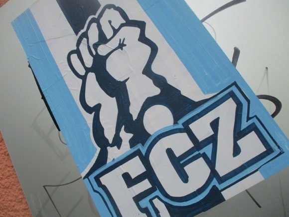 FC Zürich sticker/Peterjon Cresswell