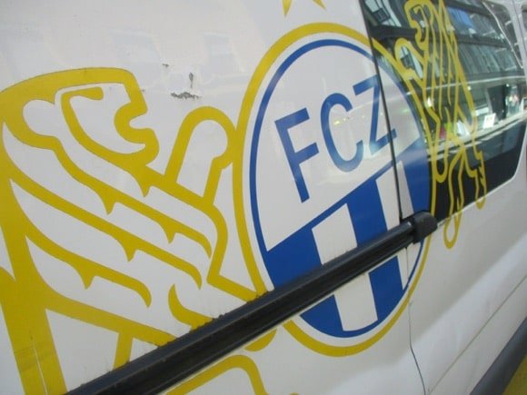 FC Zürich bus/Peterjon Cresswell