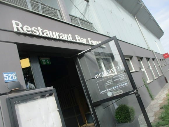Restaurant Letzigrund/Peterjon Cresswell