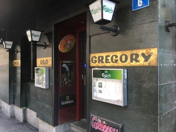 Old Gregory Pub/Iain Scott