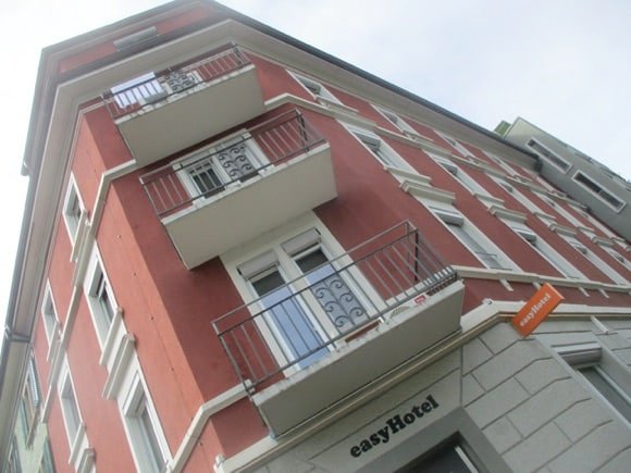 easyHotel Zürich West/Peterjon Cresswell