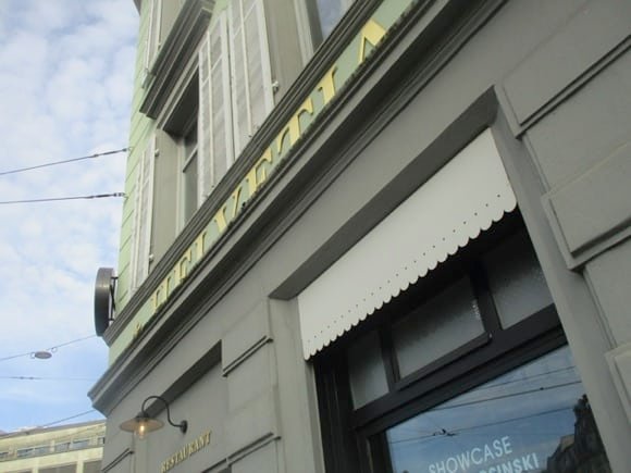 Hotel Helvetia/Peterjon Cresswell