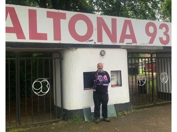 Hamlet man Alan Edgar does the El Camino to Altona