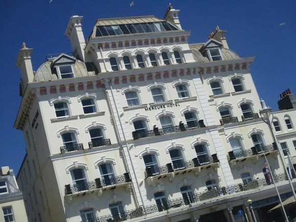 Mercure Brighton Seafront Hotel/Peterjon Cresswell
