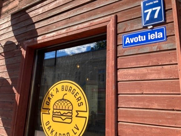 Oak'A/Roberts Lismanis