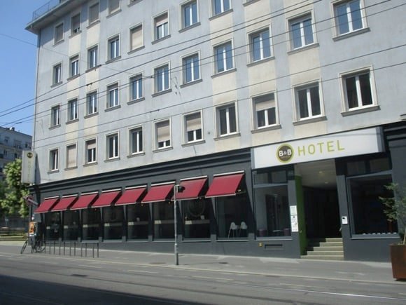 B&B HOTEL Graz-Hbf/Peterjon Cresswell