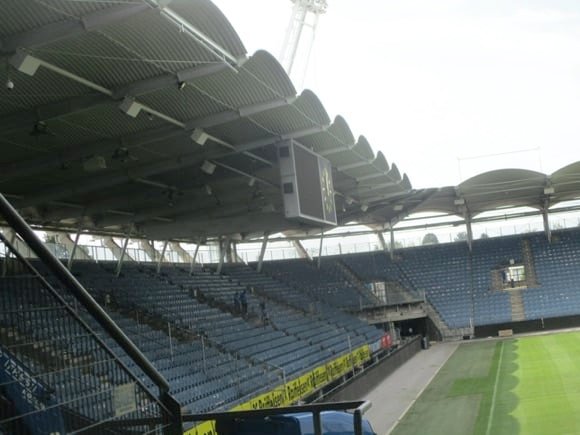 Liebenauer Stadion/Peterjon Cresswell