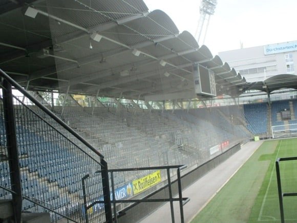 Liebenauer Stadion/Peterjon Cresswell