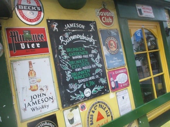 O’rígínal Irish Pub/Peterjon Cresswell