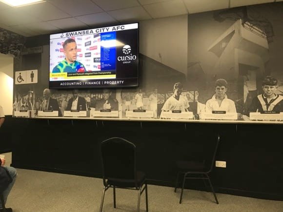 Mel Nurse Bar/Peterjon Cresswell