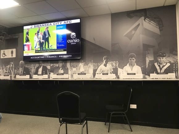 Mel Nurse Bar/Peterjon Cresswell