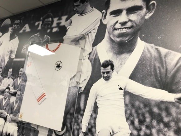 Mel Nurse Bar/Peterjon Cresswell