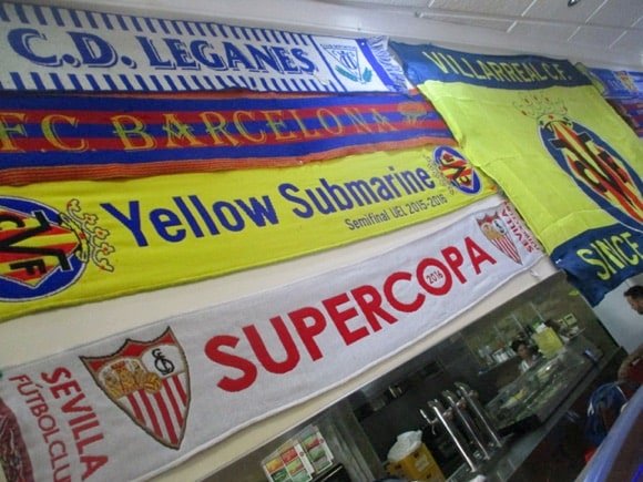 El Estadi/Peterjon Cresswell