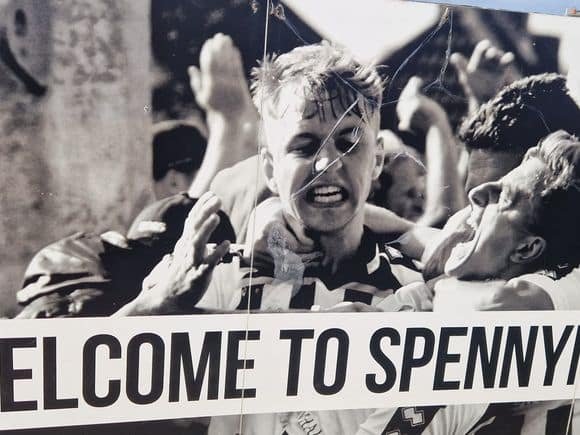 Spennymoor mural/Coling Young